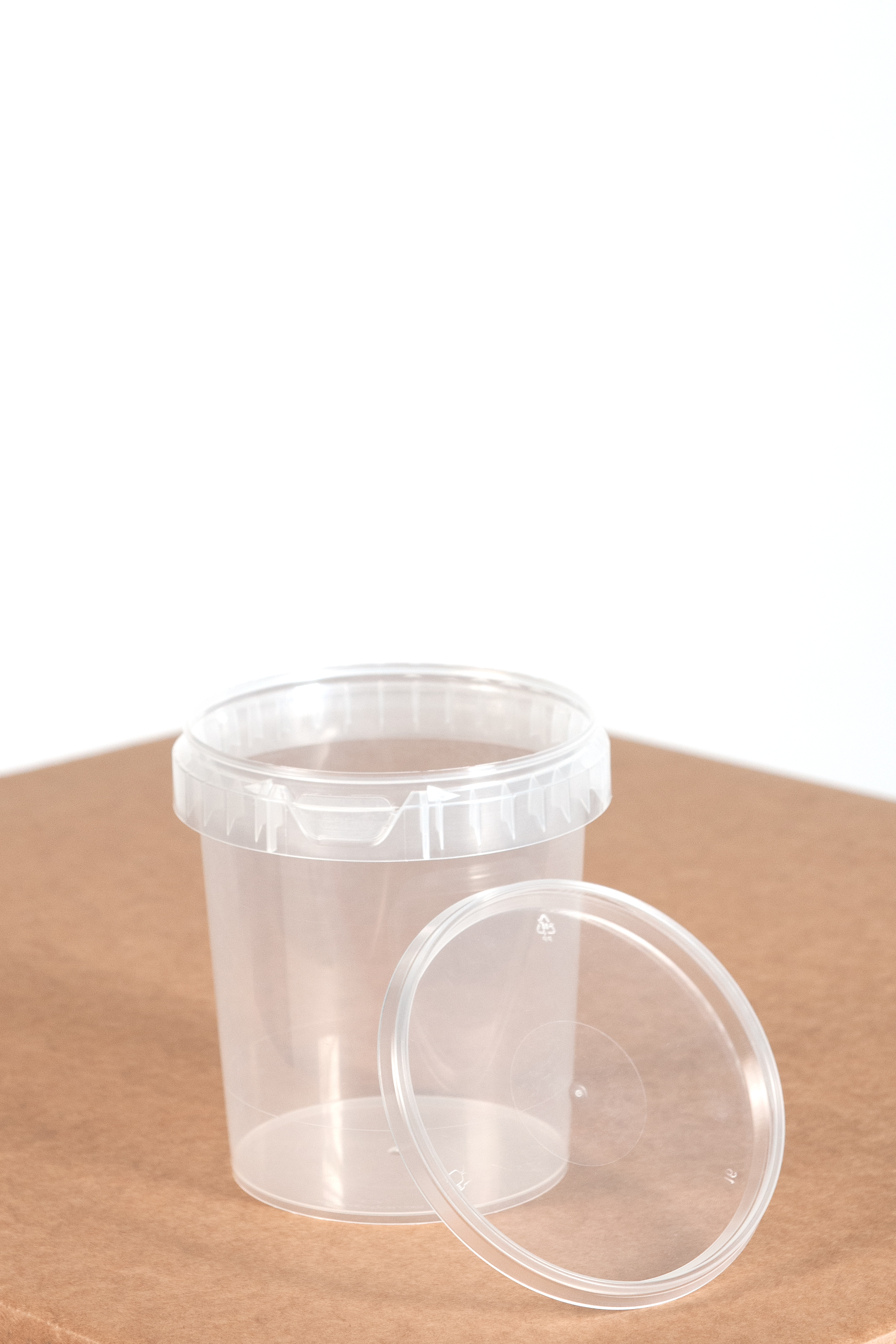 250 stuks pot 870 ml met deksel (2)