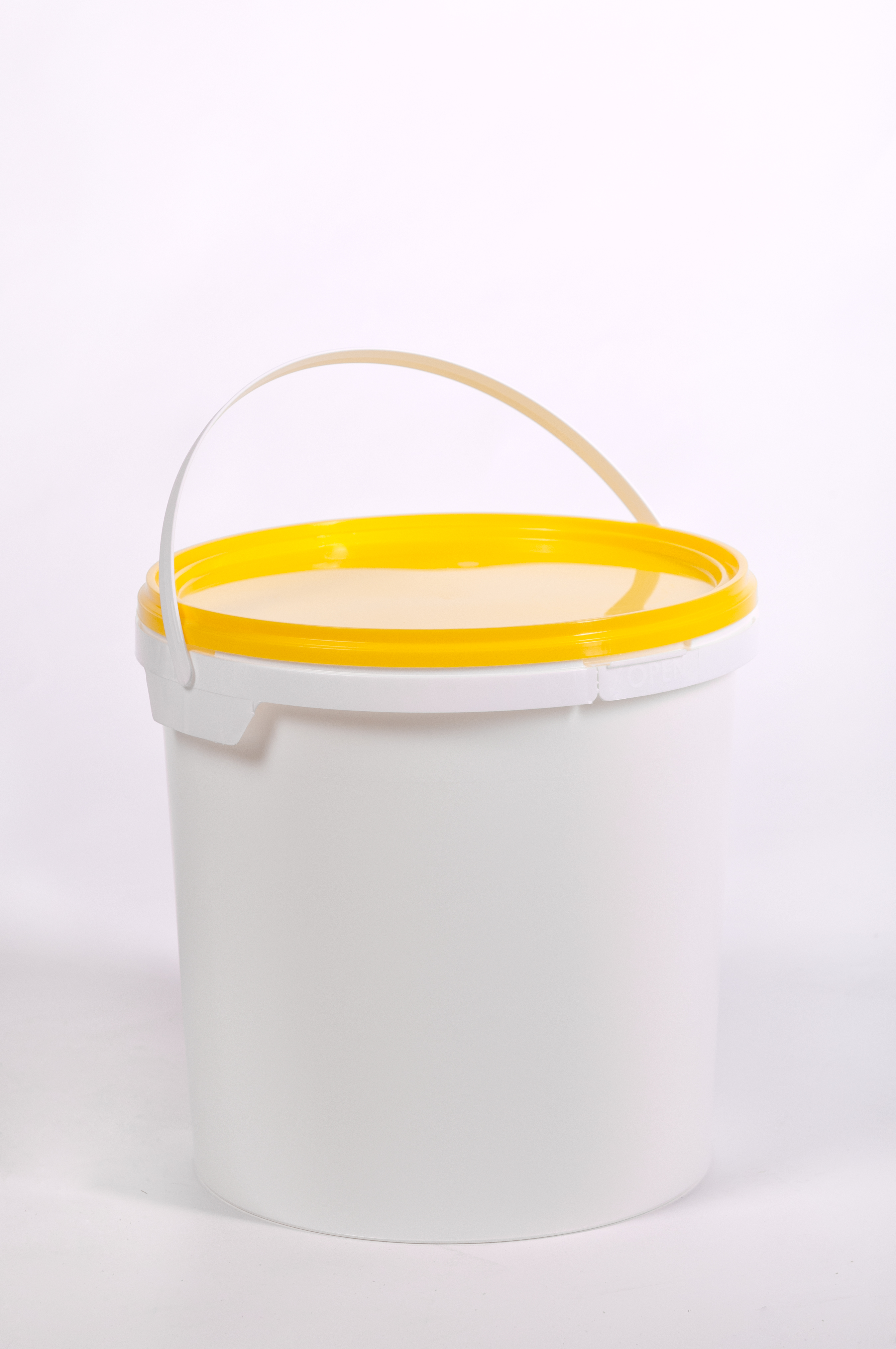 Emmer met gele deksel - 10 liter - Verpakkingswebwinkel.nl