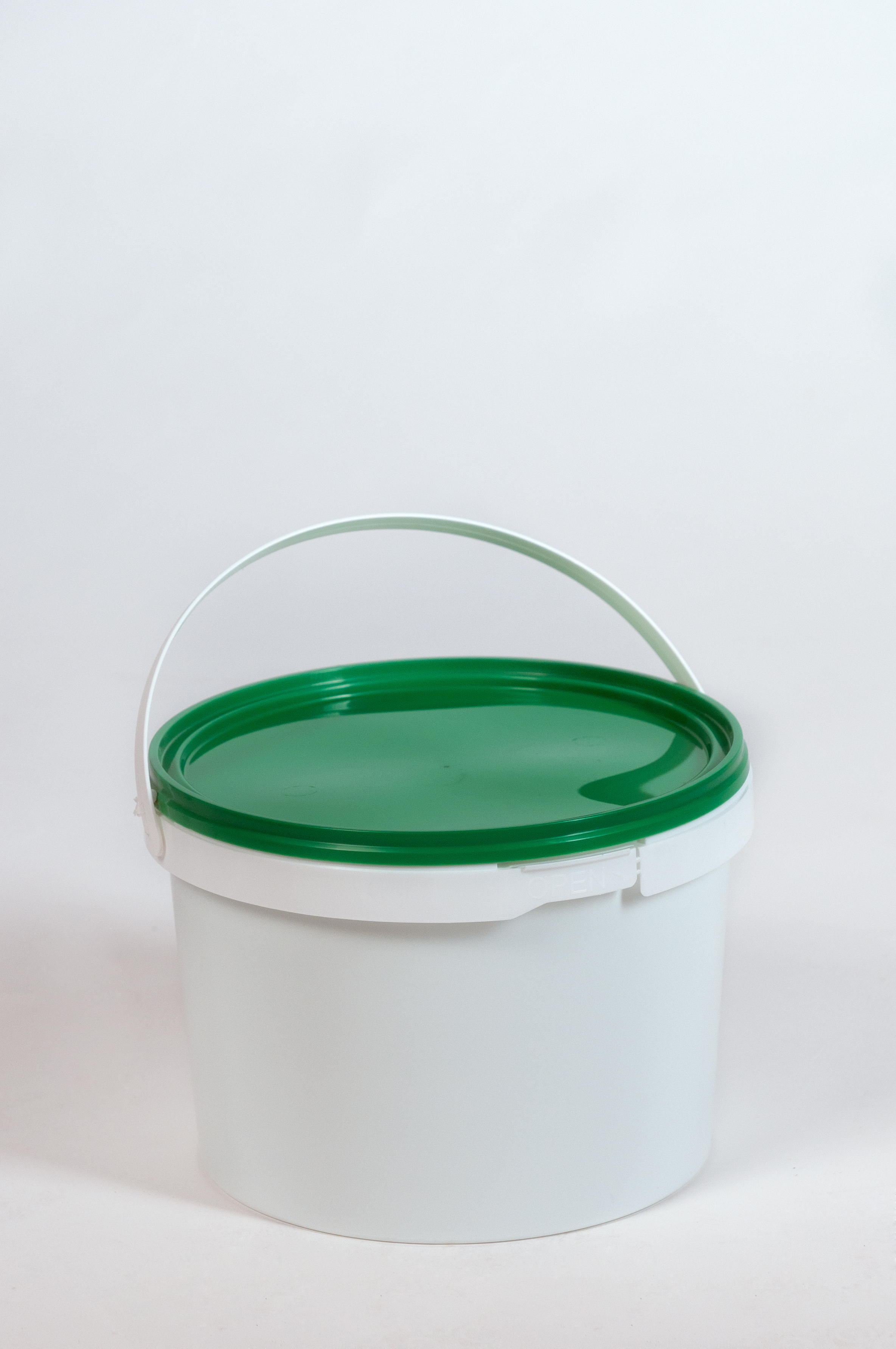 Emmer met groene deksel - 3 liter - Verpakkingswebwinkel.nl Vooraanzicht