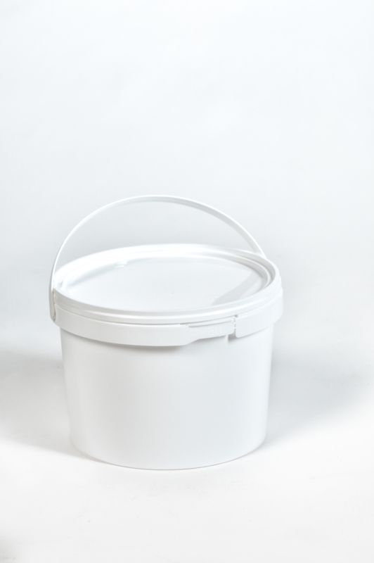 Emmer 3.2 liter met deksel wit voorzicht